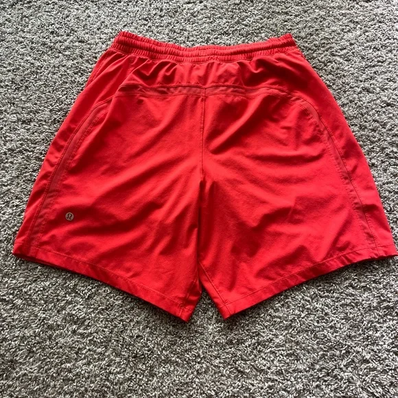 Lululemon Men’s Pace Breaker 5” Shorts - Picture 3 of 4